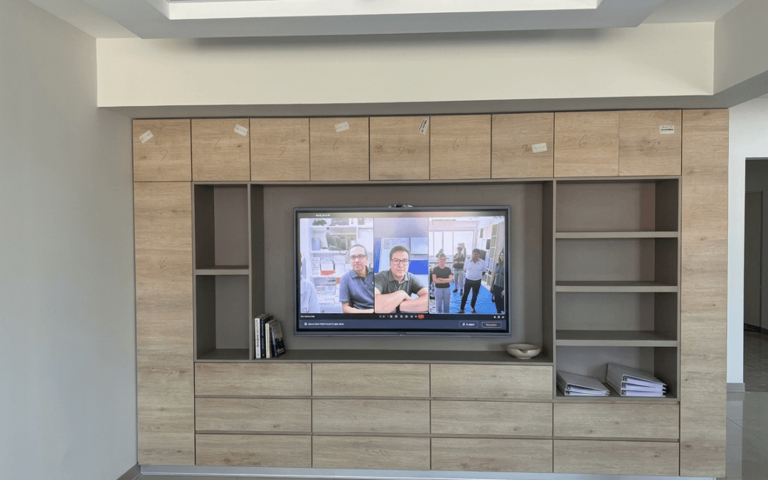 Solución Interactiva Corporativa MAXHUB Para Sala De Reuniones Rudolf Reim SAC